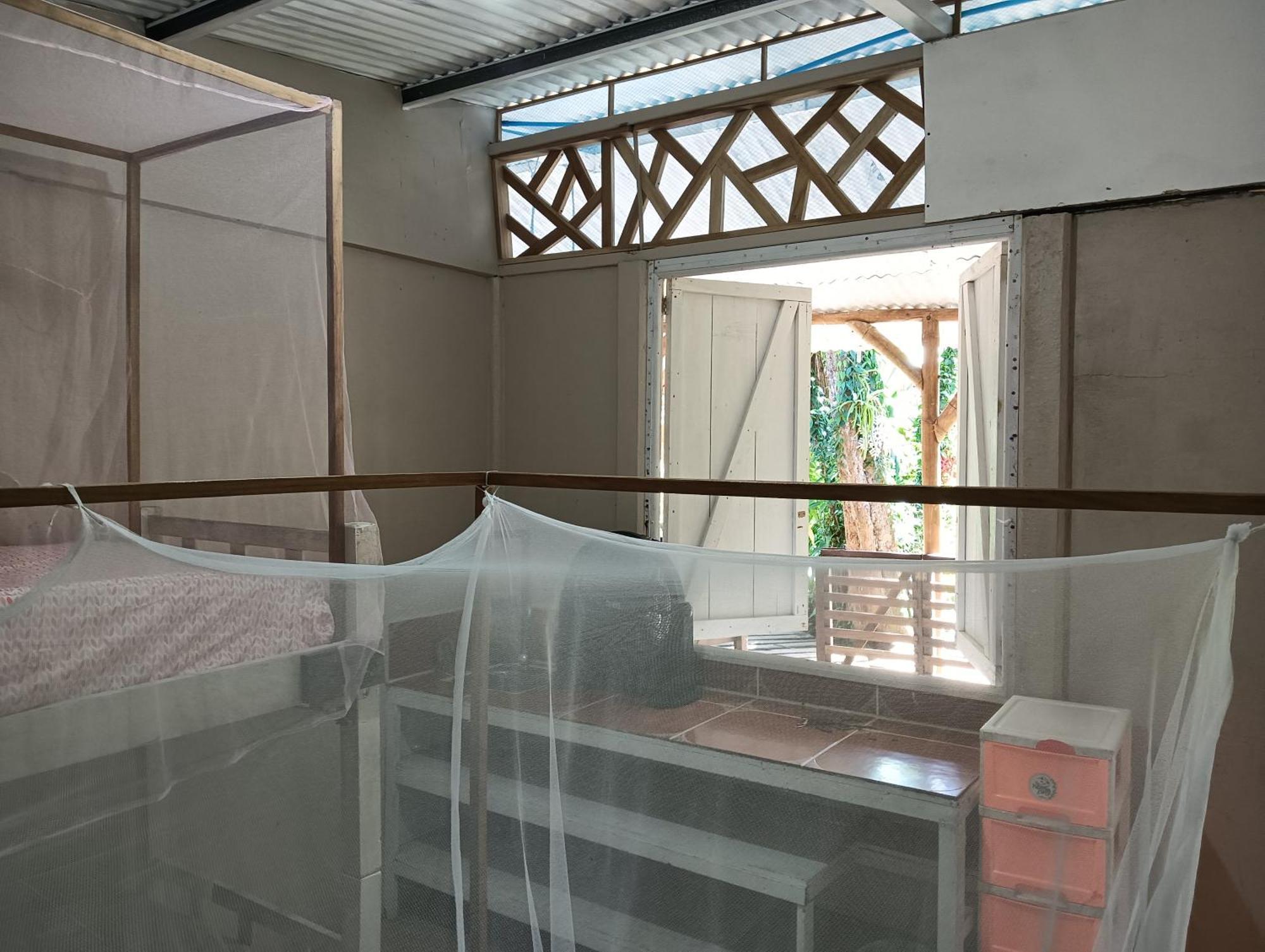 El Faro 13 De Puerto Viejo Hotel Puerto Viejo de Talamanca ภายนอก รูปภาพ