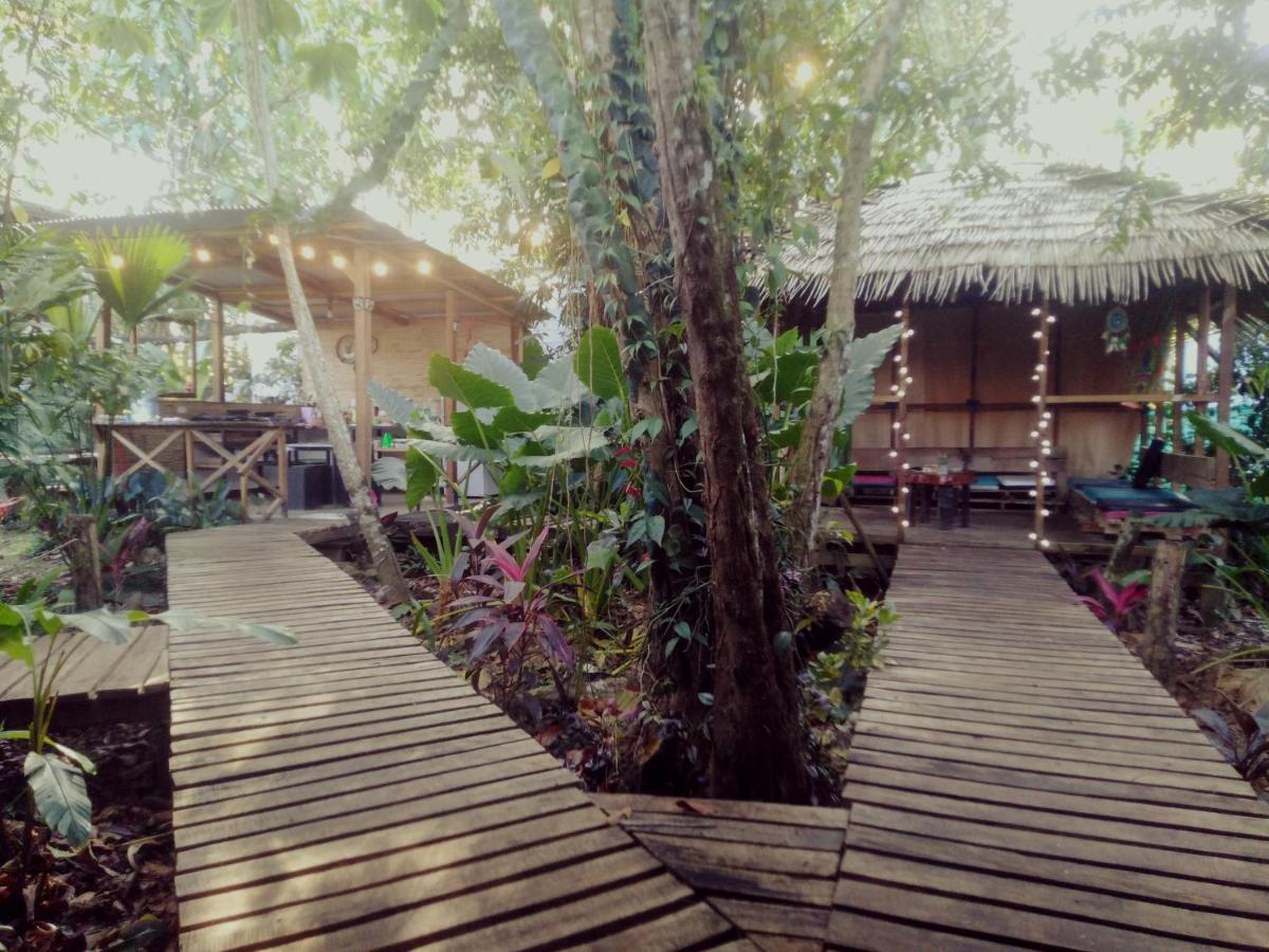 El Faro 13 De Puerto Viejo Hotel Puerto Viejo de Talamanca ภายนอก รูปภาพ