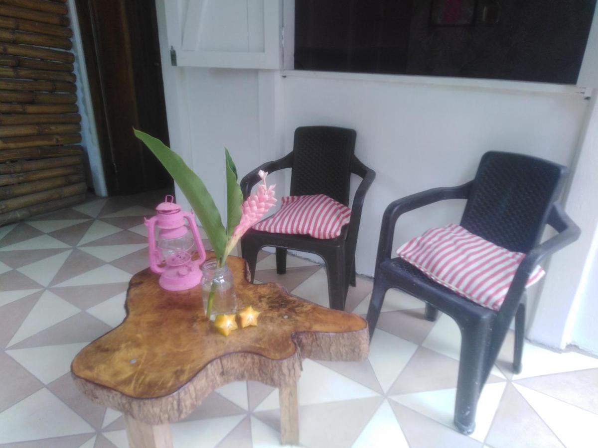 El Faro 13 De Puerto Viejo Hotel Puerto Viejo de Talamanca ภายนอก รูปภาพ
